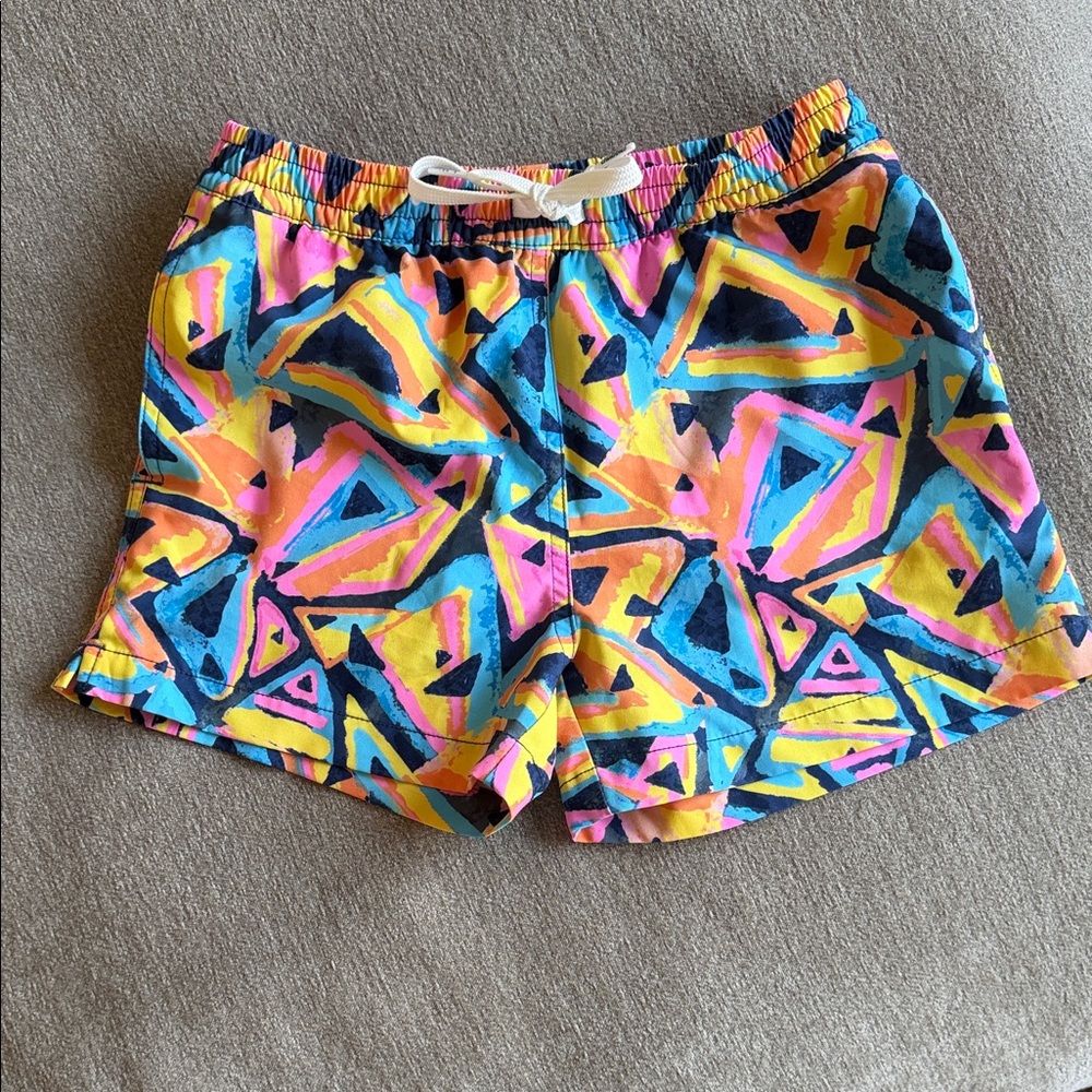 Chubbies Exploding Nacho Swim Shorts 5.5” youth size Small- 8/9